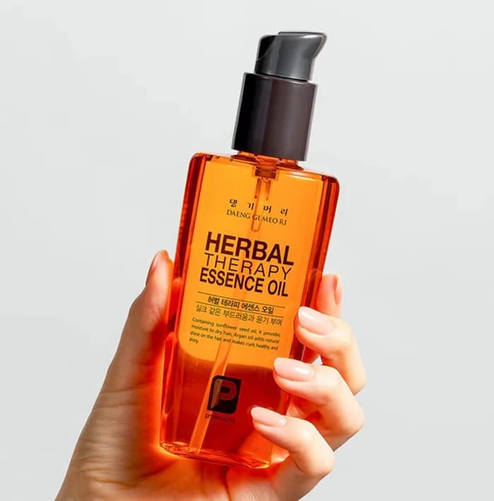 DAENG GI MEO RI Honey Therapy Essence Hair Oil - 100ml