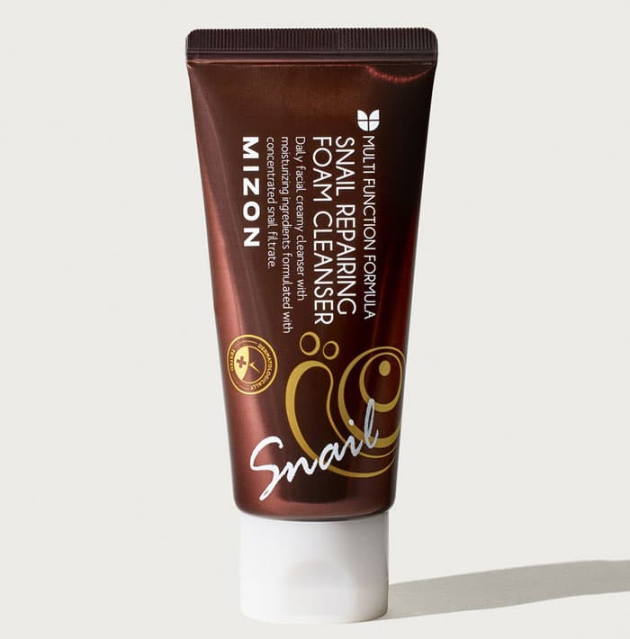 Mizon Snail Repairing Foam Cleanser