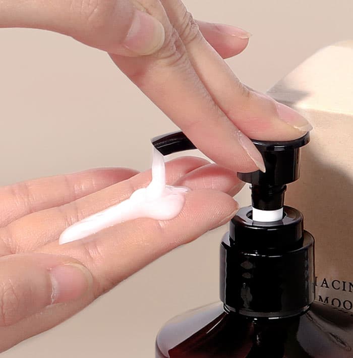 MIZON NIACINAMIDE SMOOTHING BODY LOTION alternate
